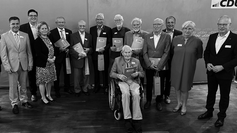 CDU trauert um Heinz Voetmann (im Rollstuhl) CDU trauert um Heinz Voetmann (im Rollstuhl)
