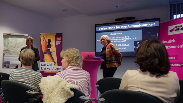 FU mit Dunja Storp