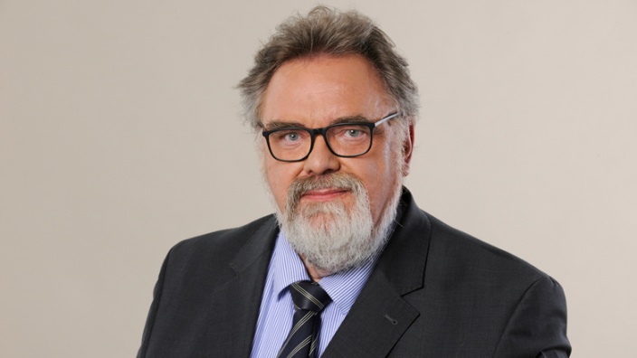 Dr. Bernhard Meiski